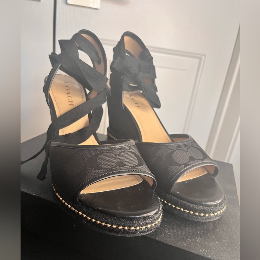 Coach wedges strap around ankle